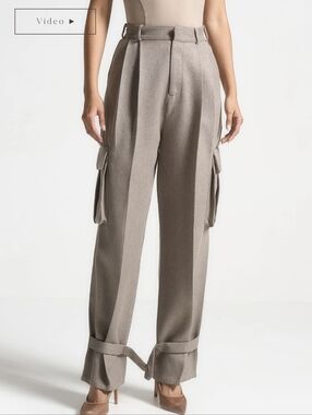 Maniere De Voir Textured Tailored Pleated Cargo Trousers - Taupe